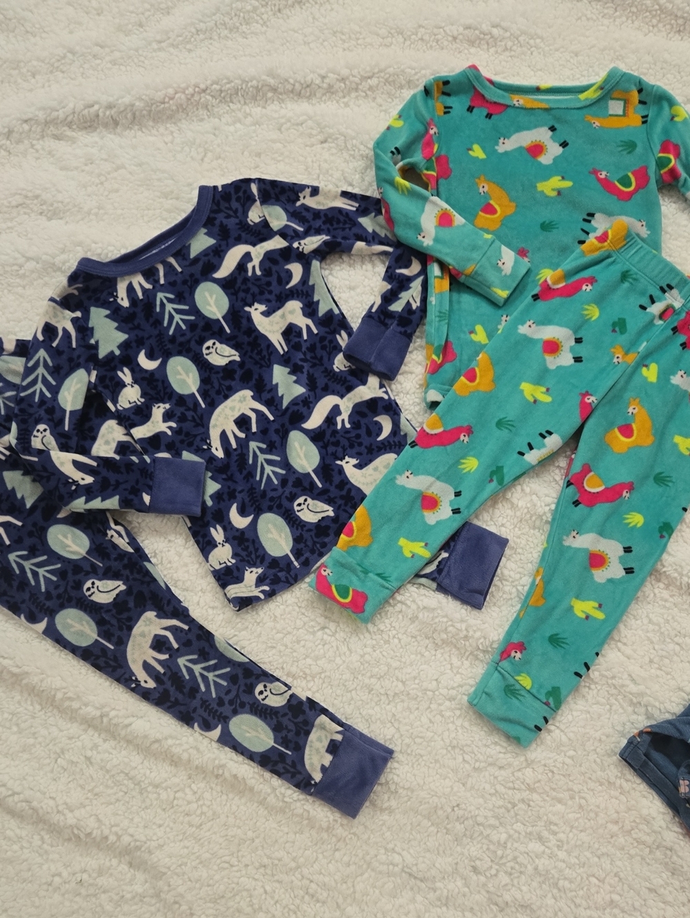3t/4t Cat & Jack Two-Pack Long Sleeve Pajama Set - Teal & Navy Animal Prints